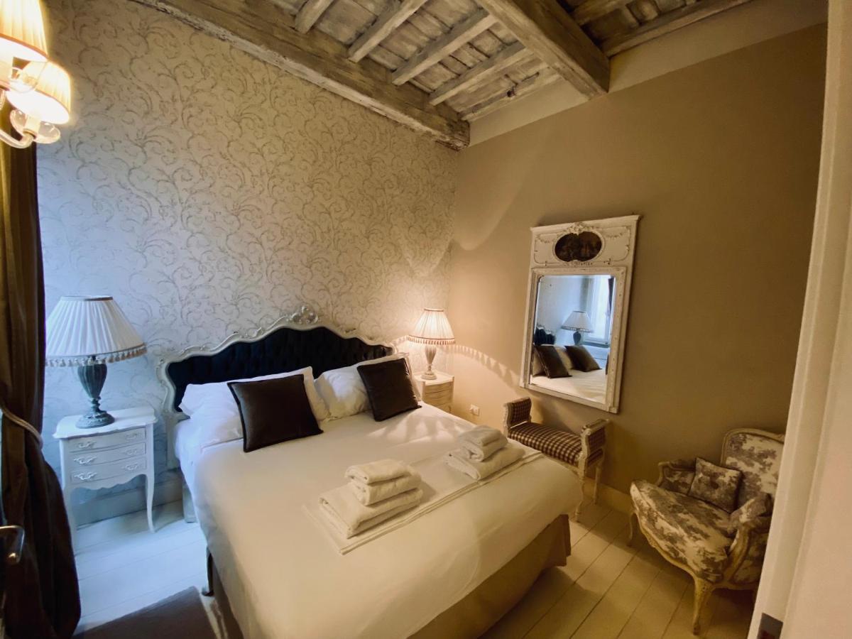 White Florence Suite Eksteriør bilde
